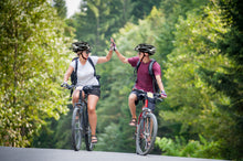 Cargar imagen en el visor de la galería, JIRTEMOT Adult Bike Helmet Mountain Helmet Detachable Visor in Black