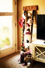 Cargar imagen en el visor de la galería, JIRTEMOT 4.5ft Wall-Leaning Wood Ladder, Rustic Farmhouse Blanket Rack, White Painted Finished