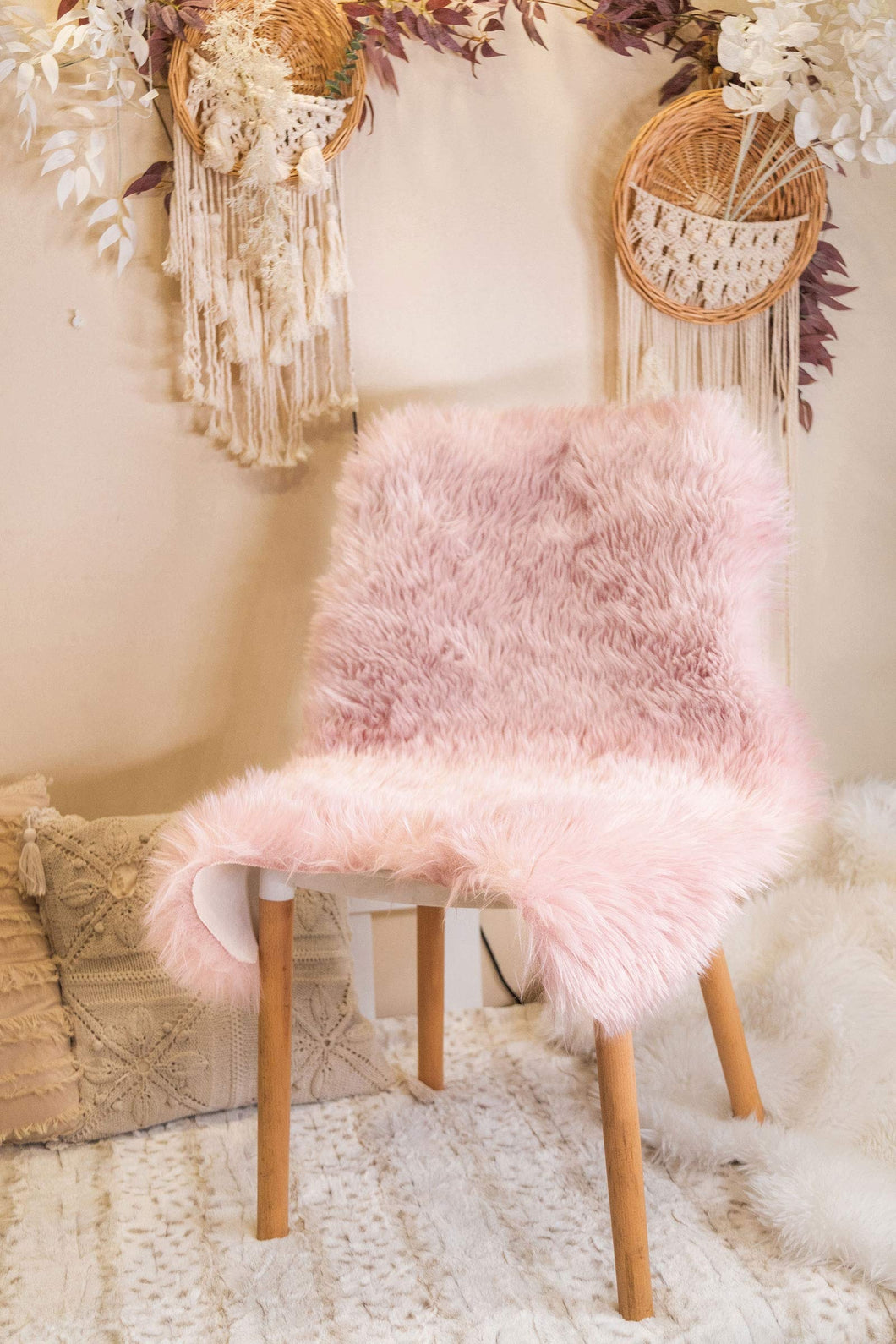 STAOLENE 2 x 3FT Ultra Soft Sheepskin Seat Covers, Shag Faux Fur Rug for Bedroom Floor Sofa Living Room, Pink