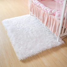 Cargar imagen en el visor de la galería, STAOLENE Ultra Soft Sheepskin Fluffy Shag Area Rugs for Bedroom, Living Room 3 x 5 Rug, White
